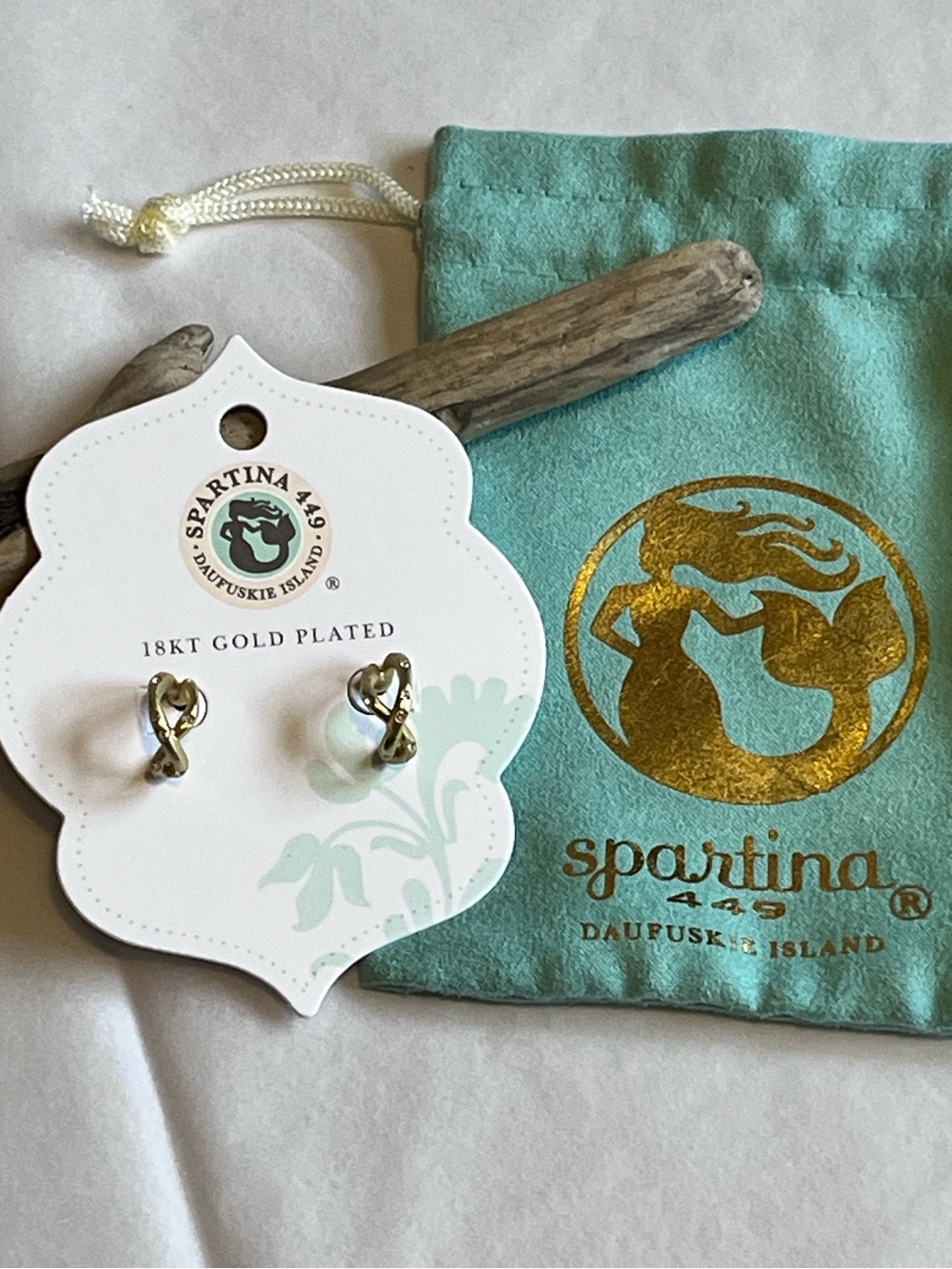 Spartina 449 18k Gold Plated Sprinkles Huggie Hoop Earrings NWT Gift Pouch